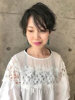 マルケ ドゥ マッシュ(MaruQuee de mashu)&nbsp;大人カジュアルな黒髪ラフショート