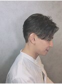 ワンランク上を♪前下がりセンターパート!