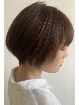 ビューティ堀出 高槻阪急店 はんなりバイオレットグレイッシュ×ボブ【30代/40代/50代】