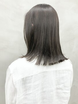 ソーコ 渋谷(SOCO) *【SUN】ハイライトイルミナカラーダークグレージュ暗髪