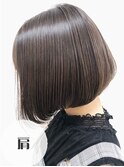 【愛されボブ】ツヤカラー×前下がりボブ