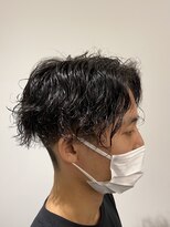 リリアーナ(LILIANA)&nbsp;周りと差をつけるハードスパイラルパーマ　池袋　メンズ