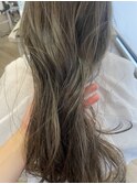 艶髪 ロング グレージュ