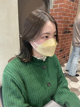 シェノン 梅田(CHAINON) くびれヘア×オリーブベージュ