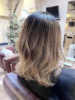 アックスピュア(axe pure)&nbsp;立体感が出るハイライトベージュ