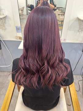トッカ ヘアアンドトリートメント 難波店 ダブルカラーで作る高発色な紫カラー