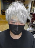 【ガッツリ白】メンズショート×ホワイトカラー×ブリーチ４回