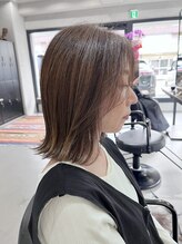 ママさんに人気◎セットが簡単な外ハネミディ