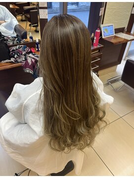 ルシア(LUCIA) ブリーチ無しハイトーンカラー