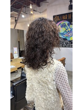 オアズヘアービィグラッド(ORe'S HAIR BE GLaD) スパイラルパーマ