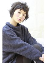 ルークス 中央林間(LOOOKS)&nbsp;ダークグレイッシュで個性的な短い前髪がいいベリーショート