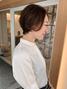 ラルジュ(large) 【large】ハンサムショートボブ/暖色系カラー　by鈴木