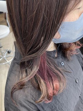 アヴァンスアンス 広島袋町店(AVANCE.ens) インナーカラーピンク