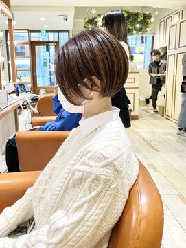 ネオリーブ クタ 町田店(Neolive kuta) 大人かわいいショート【町田、町田駅230320】