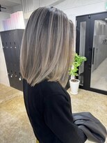 メリー オオサカ(Merly Osaka) 巻かずに自然な感じいが可愛いバレイヤージュ_smoke beige_