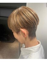 ヒスイバイケンジ(hisui by KENJE)&nbsp;脱白髪めブリーチスタイル