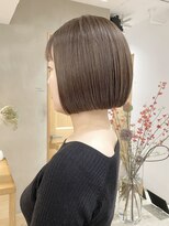 ローレン(LOREN)&nbsp;ミルクティーベージュぷつっとボブケアブリーチ 梅田