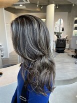 ロエ(loe)&nbsp;立体感、コントラスト強め！地毛ハイライト！