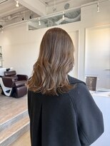 ロカ 表参道(loka)&nbsp;ミルクティーベージュ/ブリーチ[表参道/ブリーチ/ハイライト]Mai