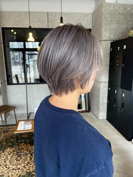 リンダテーラ(Linda tela) 【札幌白石】トリプルカラー/2回ブリーチ/ホワイトシルバー