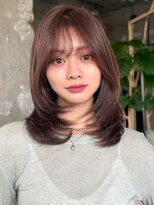 大人可愛い/ミディアムレイヤーカット/ネビージュ/ボブルフ/小顔