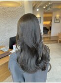 透明感ミントグレージュカラーレイヤーカット