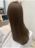 くすみベージュカラー
