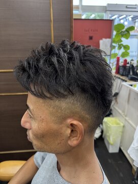 ヘアーアンドメイク アネラガーデン(HAIR&MAKE Anela garden) フェードカット