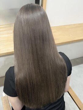 モカグレージュ