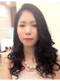 かき上げ前髪ゆる巻きロングレイヤー