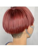 メンズ ツヤ髪ピンクレッド 刈り上げマッシュ