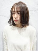 楽なスタイリングで時短にも◎動きのある柔らかオトナベージュ♪