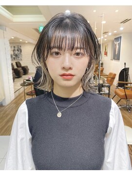 ノラキチジョウジ(NORA KICHIJOJI) 耳かけインナーカラーショートボブレイヤーカット黒髪20代30代
