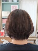 白髪ぼかしショートボブ