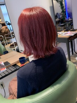 ヘアースパリゾート リアン 燕三条店(Lien) サーモンピンク_