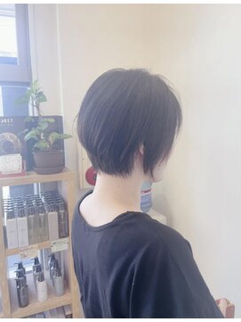 ケンジサナンド(KENJE Sanando) 大人ショートボブ