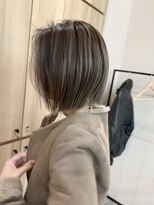 ウェイズトウキョウ 新宿店(Ways TOKYO)&nbsp;バレイヤージュ　切りっぱなしボブ　くびれボブ　グレージュ