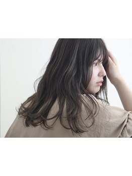 髪質やダメージに合わせたトリートメントをご提案☆髪の内側から補修し、指通りなめらかなツヤ感に…♪