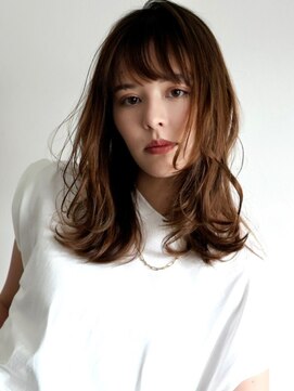 ミットバイツリー センター北(mit by tree) シルキーベージュ×レイヤーロング