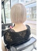 ホワイトベージュ