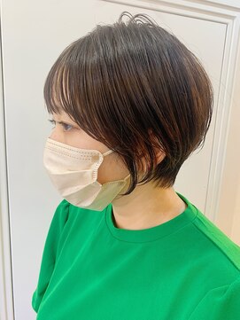 トッカ ヘアアンドトリートメント 難波店 小顔似合わせカット愛されクールショート20代/30代40代50代/難波
