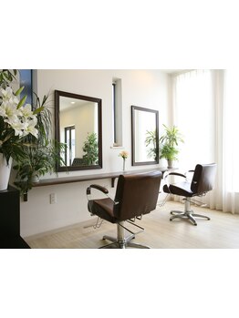 お子様同伴可/キッズカットも◎3席のみのプライベートサロン◇気軽に通えるアットホームな空間をご用意