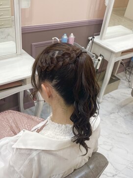 アリエス 渋谷駅西口店(Aries) 編み込みポニー