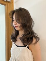 ミーナ バイ アーバン(Meena by urban.)&nbsp;【stylist AIKA】淡いオリーブブラウンカラー