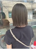 切りっぱなしボブ透明感アッシュグレーブラウン