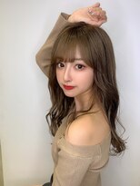 プラチナ(PLATINA) 薄め前髪ベージュレイヤーカットハッシュカットサイドバング