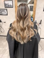 サニー 渋谷(SUNNY)&nbsp;バレイヤージュ、ハイライト、レイヤーカット、ケアブリーチ