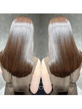 【oggi otto】のサロンケアの特徴１　～髪本来の状態「素髪」に戻すことが重要！～