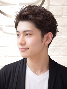 ヘアーアンドグルーミング ヨシザワインク(HAIR&GROOMING YOSHIZAWA Inc.) ビジネスアップバングツーブロック刈り上げ爽やかショート
