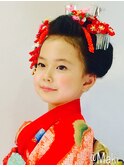 お子様のアップスタイル（日本髪風）